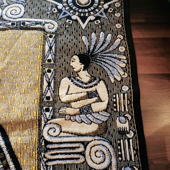 Large Aztec Blanket - Picture 6 of 6